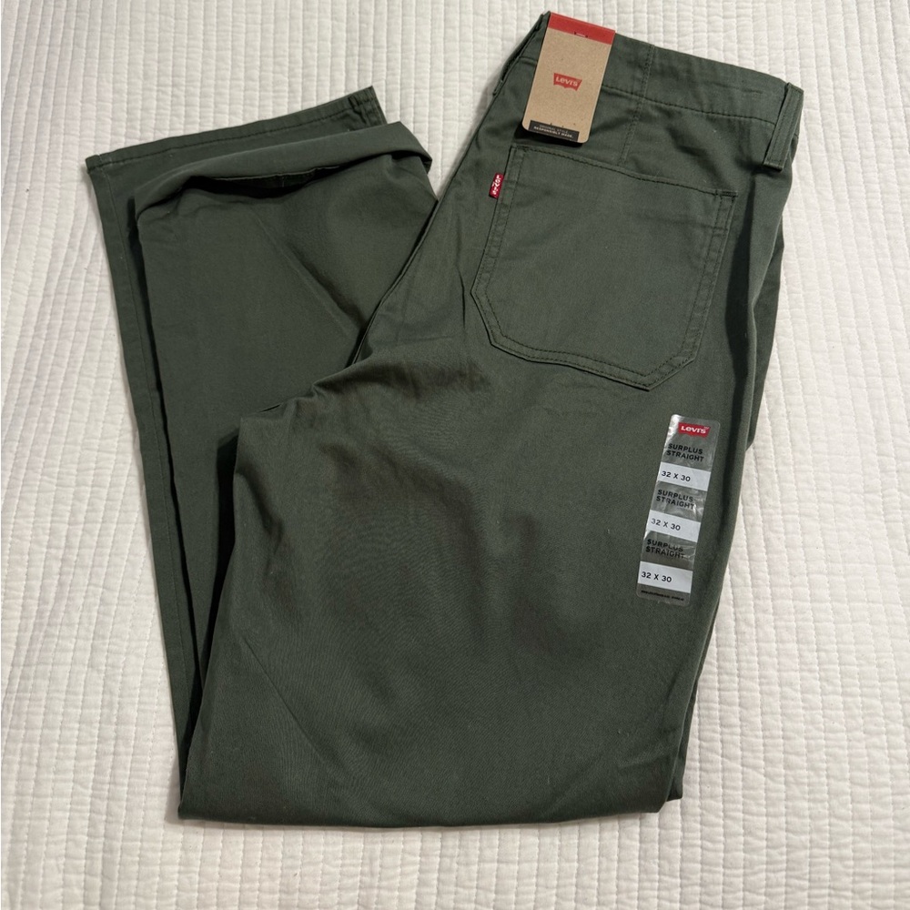 Levi’s surplus straight pants 32 NWT